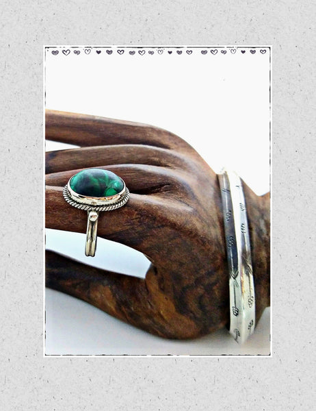 Vintage Malachite and Sterling Silver Ring - SaltyCwgrl Creations